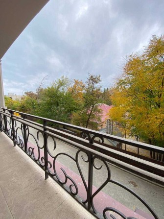 Срочно продам 2кк ЖК Авиньон Первая линия моря Вид на парк - фото 1