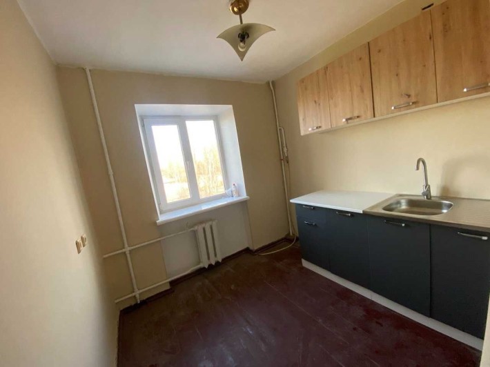 2 комнатная квартира на Слободке по улице Известковой. - фото 1