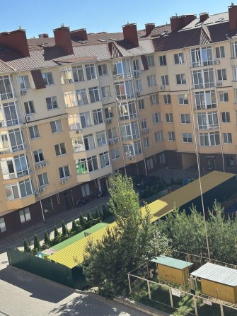 Продаж 2 комн кв ЖК Київский маєток 64 кв - фото 1