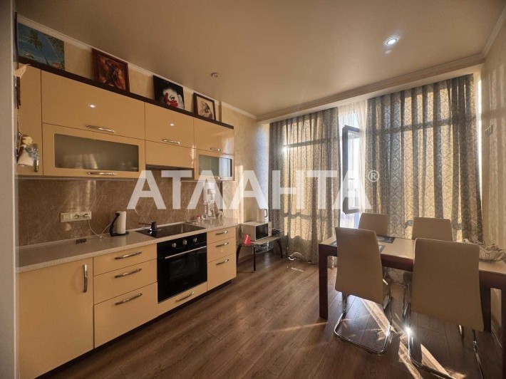 1-комнатная квартира ЖК «Гольфстрим» в Аркадии с ремонтом и мебелью. - фото 1