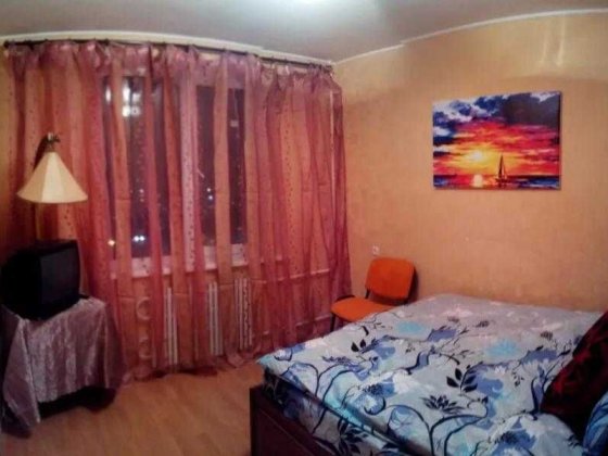 Продам 2к квартиру в хорошем состоянии. м.Студенческая Харьков