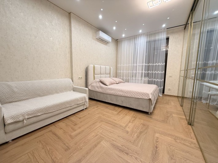 1 комнатная 44м2 с ремонтом и мебелью Вид на Море ЖК Эллада Аркадия - фото 1