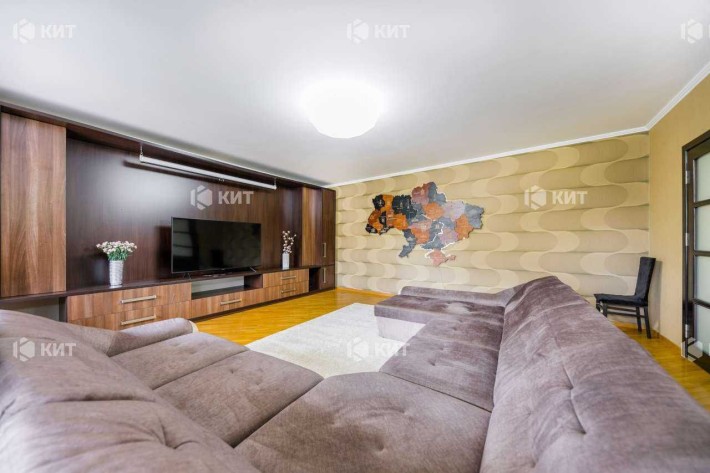 Будинок в статусі квартира Новожанове (Новожаново, центр)385м2, 128876 - фото 1