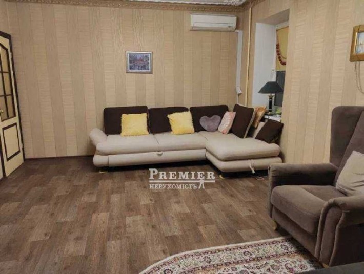 Продам 3-кімнатну квартиру . - фото 1