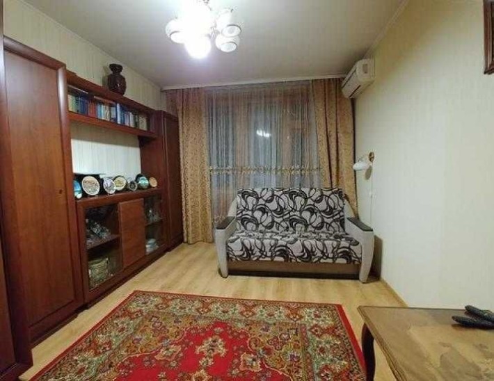 Продам 1-к кв., 656 м/р вул. Гв. Широнінців - фото 1