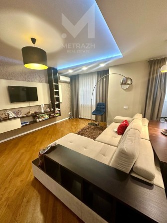 ‼️ЖК ДОМ с РОТОНДАМИ ‼️Эксклюзивная 100м2  3/х + кладовая Сертификат - фото 1