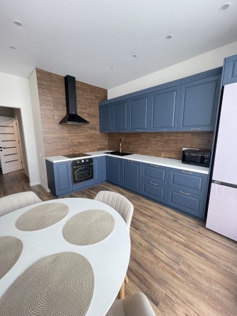 2-комнатная квартира в Новом ЖК возле Парка Победы - фото 1