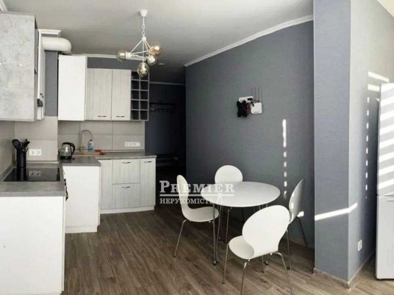 1-кімнатна квартира з ремонтом та меблями біля центру Одеса