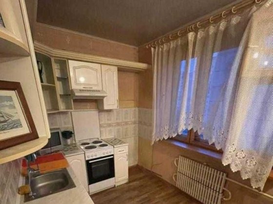 Продам 2х комн кв 9/16 Новые Дома Садовый пр-д Харьков