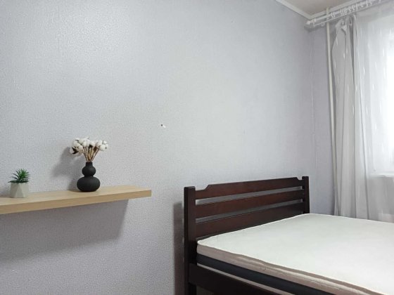 LS-14 В продаже 4-х комнатная квартира в 16 этажке Алексеевка м.Победы Харьков