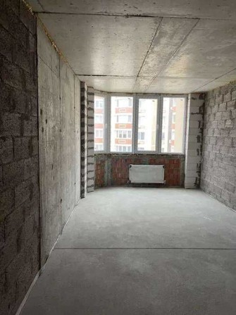 Срочно!!! 1- ком.кв. 33м2  3/13 эт.дома ЖК Новая Европа. - фото 1