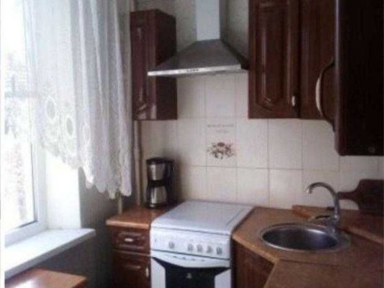 2 минуты метро Батанический сад 5/9 Харьков