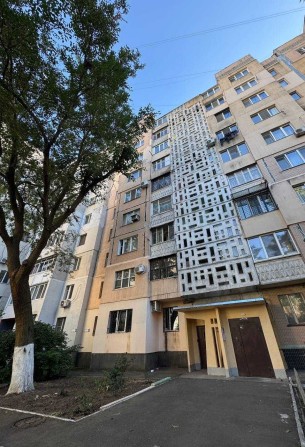 Продам 3-комнатную квартиру на Королёва - фото 1