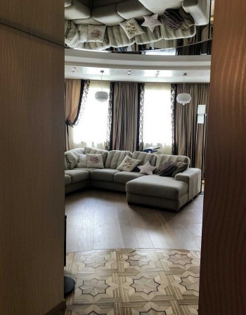 Продам 3 к. квартиру в новострое Центр. (403826) - фото 1