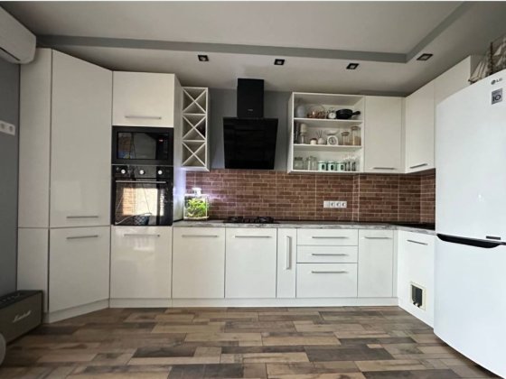 1 кім У Квартал продаж Софиевская Борщаговка