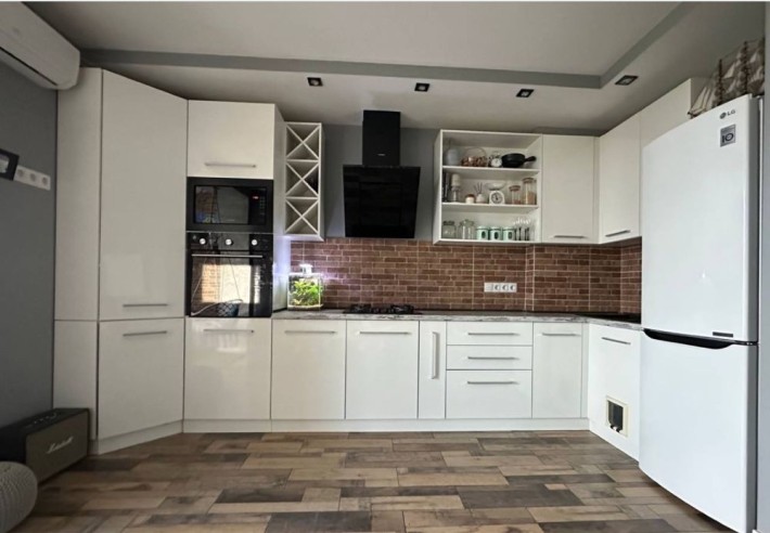 1 кім У Квартал продаж - фото 1