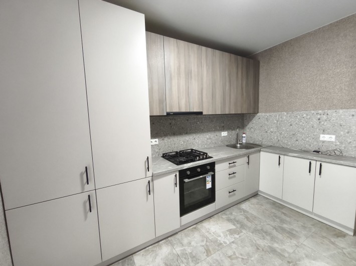 Видеообзор! 38кв.м. с ремонтом мебелью техникой.  Хорошее состояние. - фото 1