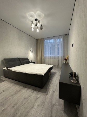 Продаж нової 1 кімнатної квартири 43.5  м2 Генератор Паркінг підзем-Ли - фото 1