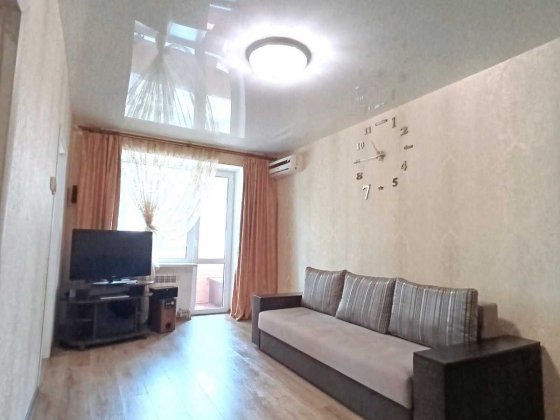 Аренда квартиры. АВТОНОМНОЕ отопление. Каменское