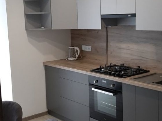 Оренда просторої 1 к квартири, центр ЖК Яровиця Владимир