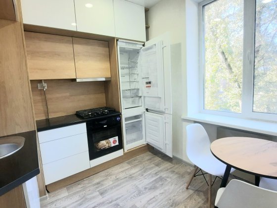 Аренда 2кв. АО Премиум класса от АН"БлаговестСталинка Центр 15000 Кам'янське