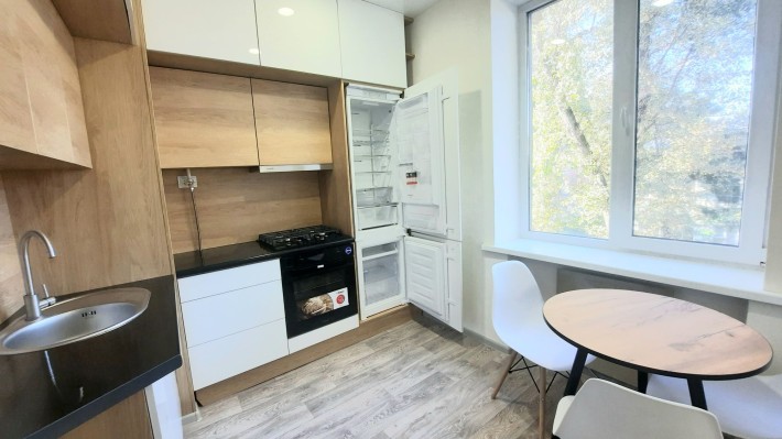 Аренда 2кв. АО Премиум класса от АН"БлаговестСталинка Центр 15000 - фото 1