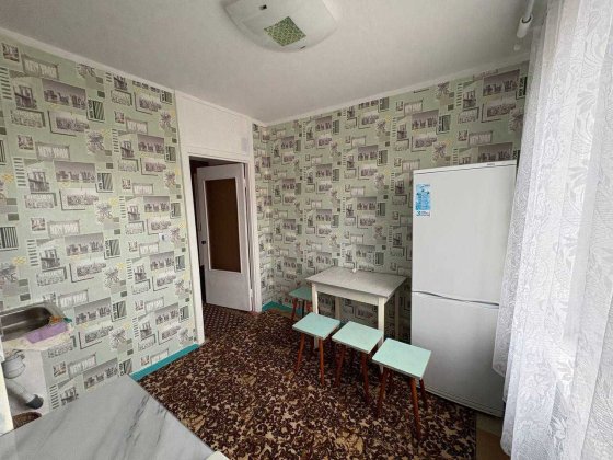 Сдам 2 ком. квартиру! Лівий берег, 10 район! Каменское