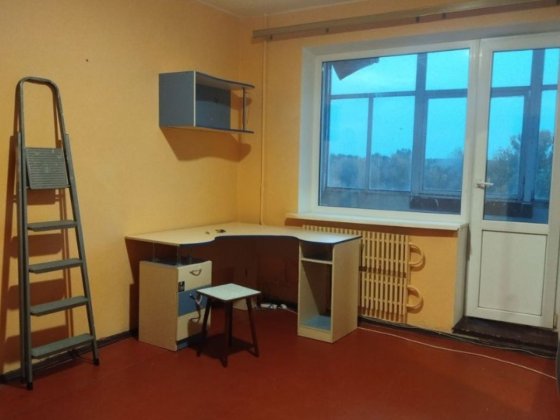 Сдам 1к комнатную кв-ру 5000 Каменское