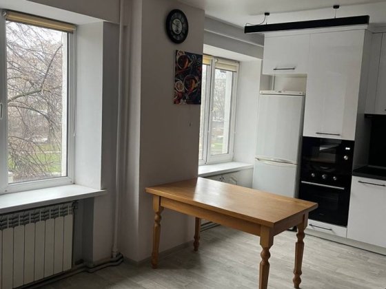 Оренда 3-кімнатної квартири Дніпробуд , від власника. Кам'янське