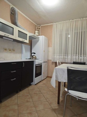 Здам трикімнатну квартиру по пр-ту Шевченка 9 у м. Вишгороді - фото 1