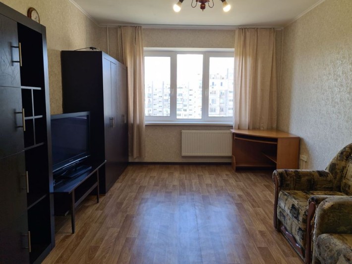 Оренда 1 кім Прирічна 17в 34м2 Набережна Метро Мінська 10хв Газ Оболон - фото 1