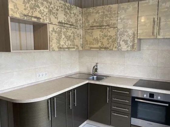 Оренда 1 кім Івасюка 60 Поверх 4  Метро Оболонь Мінська