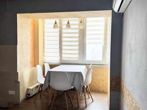 3-кімн. з індівідуальним ЕО Лівий берег, 2 мкр(Бомба), МЖК 4/14 Каменское