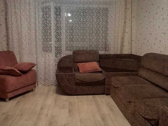 Оренда 3х кім.квартири 10 мкрн  4/14  ЦНАП