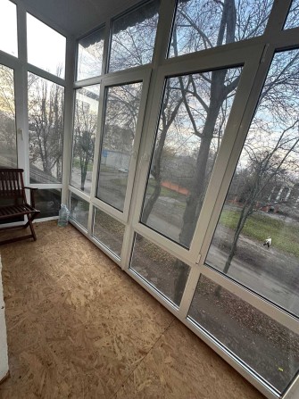 Сдается 3 комн квартира с газовым автономным отоплением недалеко АТБ - фото 1