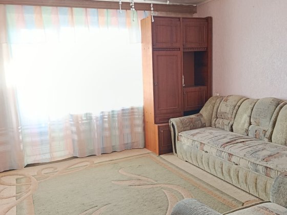 Аренда 3-комнатной с ГАО Каменское