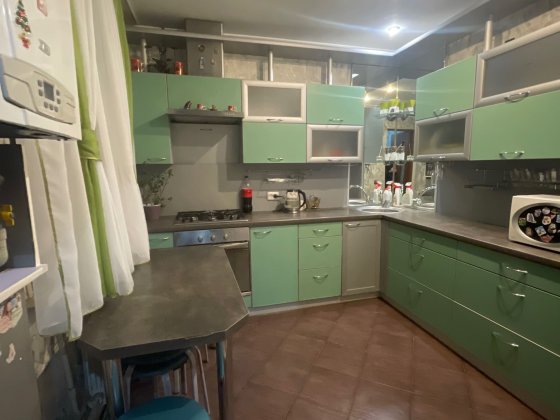 Сдам 2х комнатную квартиру с АВТОНОМНЫМ газовым отоплением Кам'янське