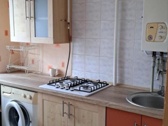 Сдам двухкомнатную квартиру рН выставки по.Независимости Измаил