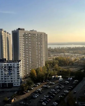 Продаж 3-к квартири вул. Вишняківська 4 - фото 1