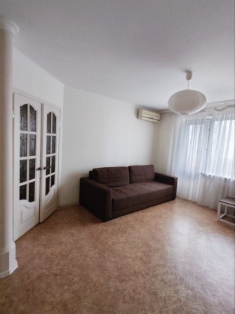 Светлая 3х комн. кв. на Парковой (длительно, БЕЗ выселения летом) !) - фото 1