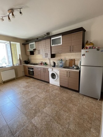 Длительно (год и более) 1ком.квартира в Монолите - фото 1