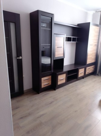 Сдам 3 ком квартиру Длительно - фото 1