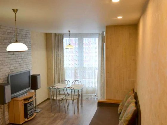 Продам 1-кімнатну квартиру по вул.Драгоманова, 2а Дарницький район Киев