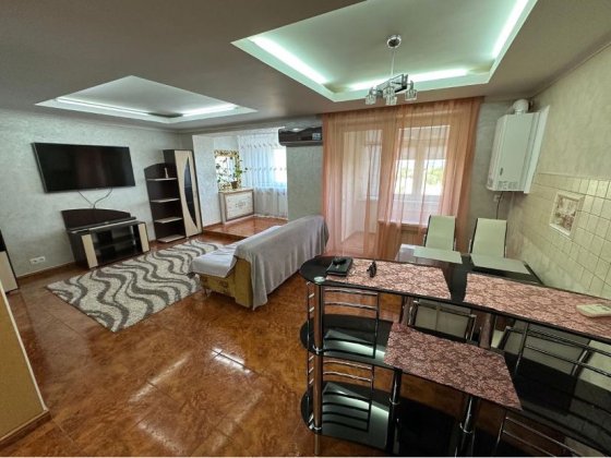 Оренда 2 кімнатної квартири в Центрі Каменец-Подольский