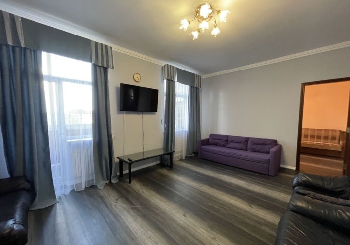 Сдам 3х квартиру на пр Мира! Можно командировочным. - фото 1