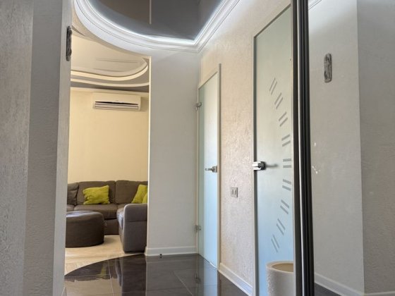 Довгострокова оренда двокімнатної квартири в Чорноморську.