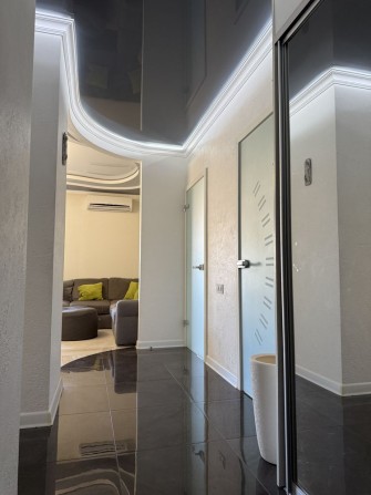 Довгострокова оренда двокімнатної квартири в Чорноморську. - фото 1