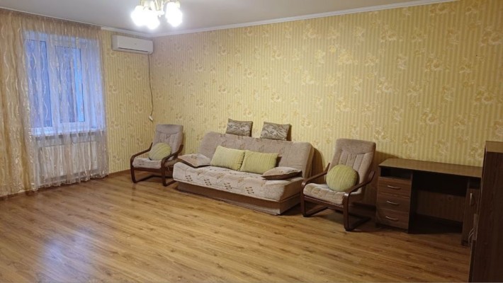 Оренда 3 кімнатної квартири в центрі міста - фото 1