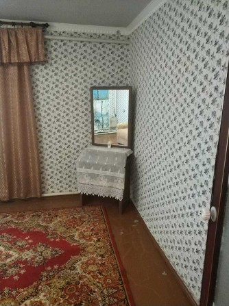 Сдам 3-х комнатную квартиру в центре на длительный срок - фото 1