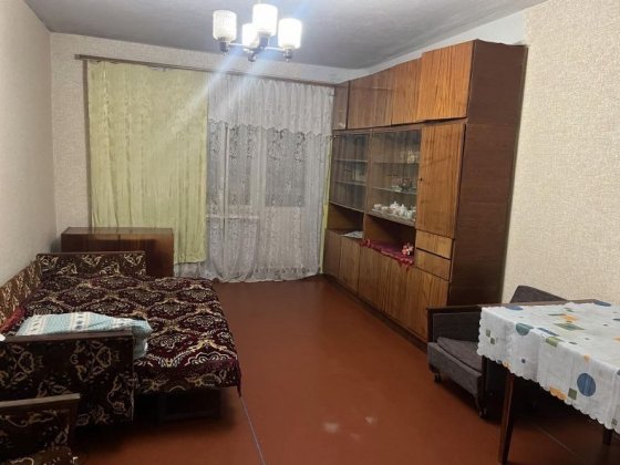 Здається 2 кімнатна квартира  . Каменец-Подольский